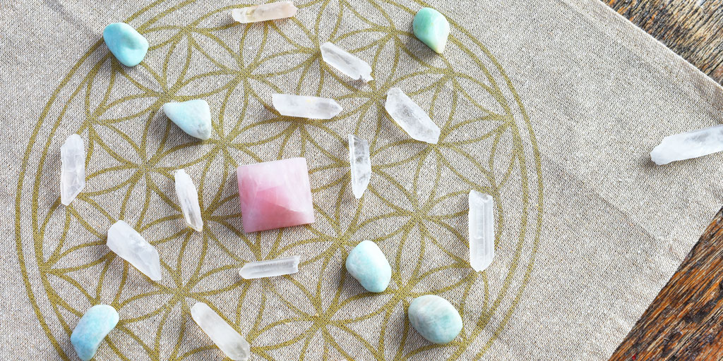 An example of a crystal grid for manifestation